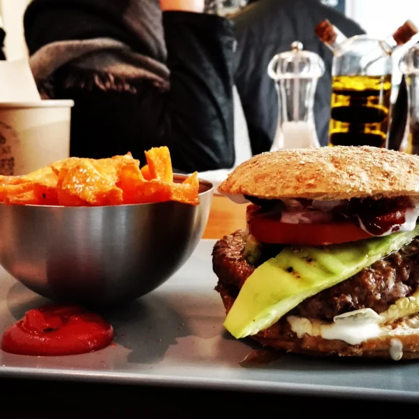 restaurant-saarbruecken-saarlaendische-kueche-burger